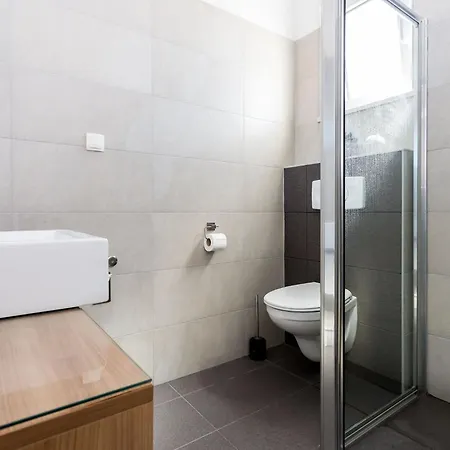 Magdales - Two Bedroom With Balcony A1 Apartment *