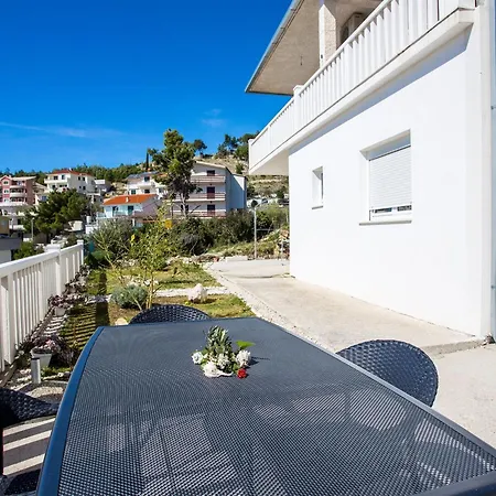 Apartamento Magdales - Two Bedroom With Balcony A1 Omiš